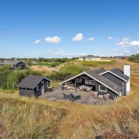 Aivi - 700m From The Sea By Interhome *