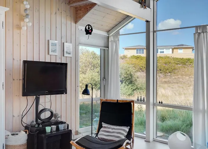 Aivi - 700m From The Sea By Interhome Fano