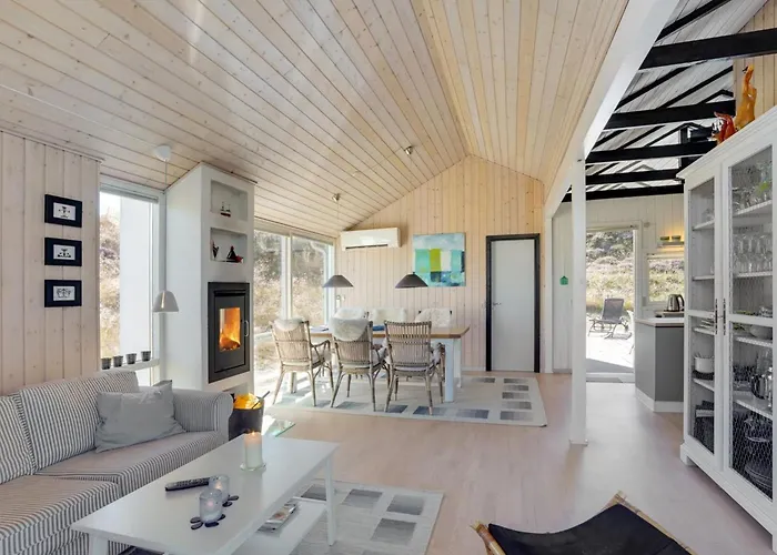 Aivi - 700m From The Sea By Interhome Holiday home Fano