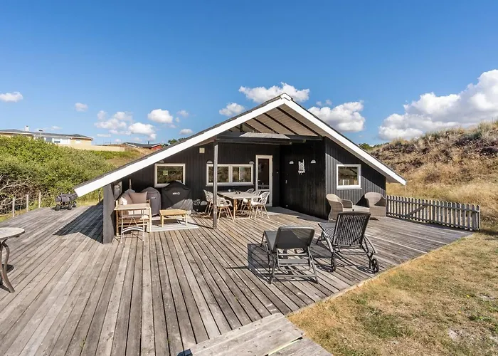 Holiday home Aivi - 700m From The Sea By Interhome *